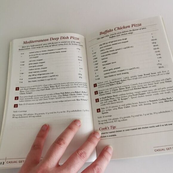 Pampered Chef Recipes 2001 Seasons Best Vintage Cookbook Booklet Canadian - Picture 6 of 9